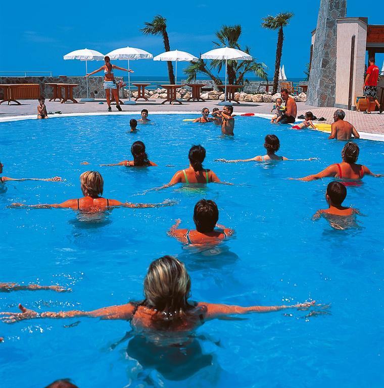 קמפורה סן ג'ובאני Trevi Village מראה חיצוני תמונה