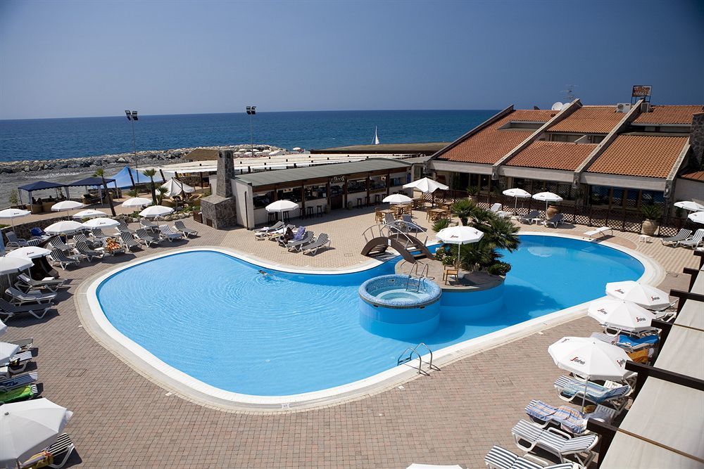קמפורה סן ג'ובאני Trevi Village מראה חיצוני תמונה